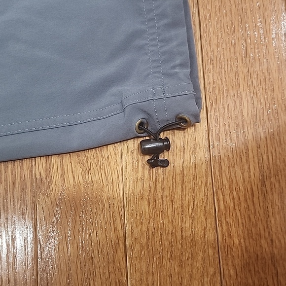 Under Armour Jogger - Picture 2 of 6